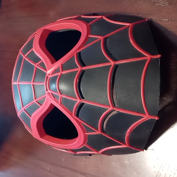 2010 Hasbro Marvel Ultimate Spiderman Web Warriors Black & Red Mask - Picture 3 of 7